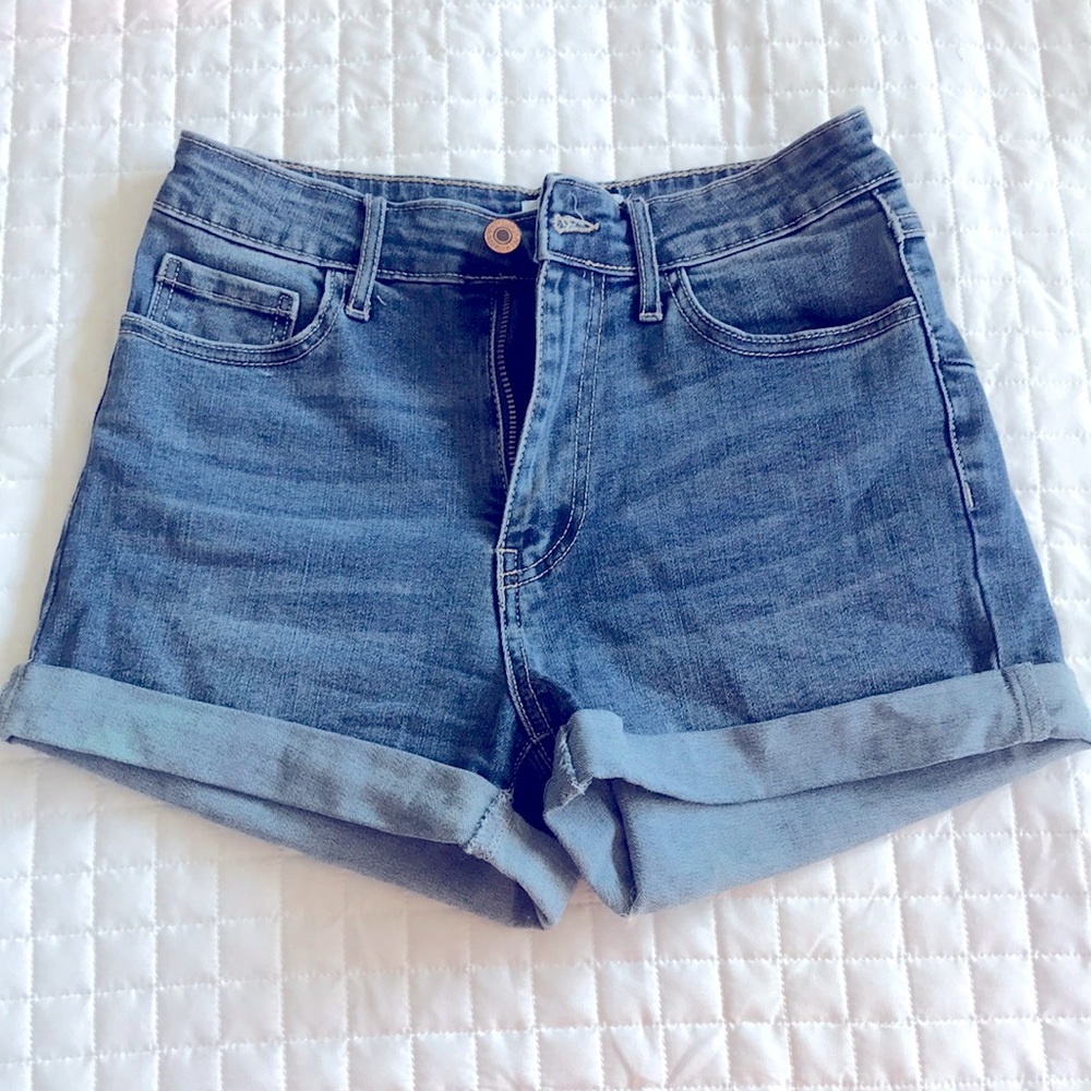 Forever 21 Los Angeles size 26 denim jeans high waisted short shorts